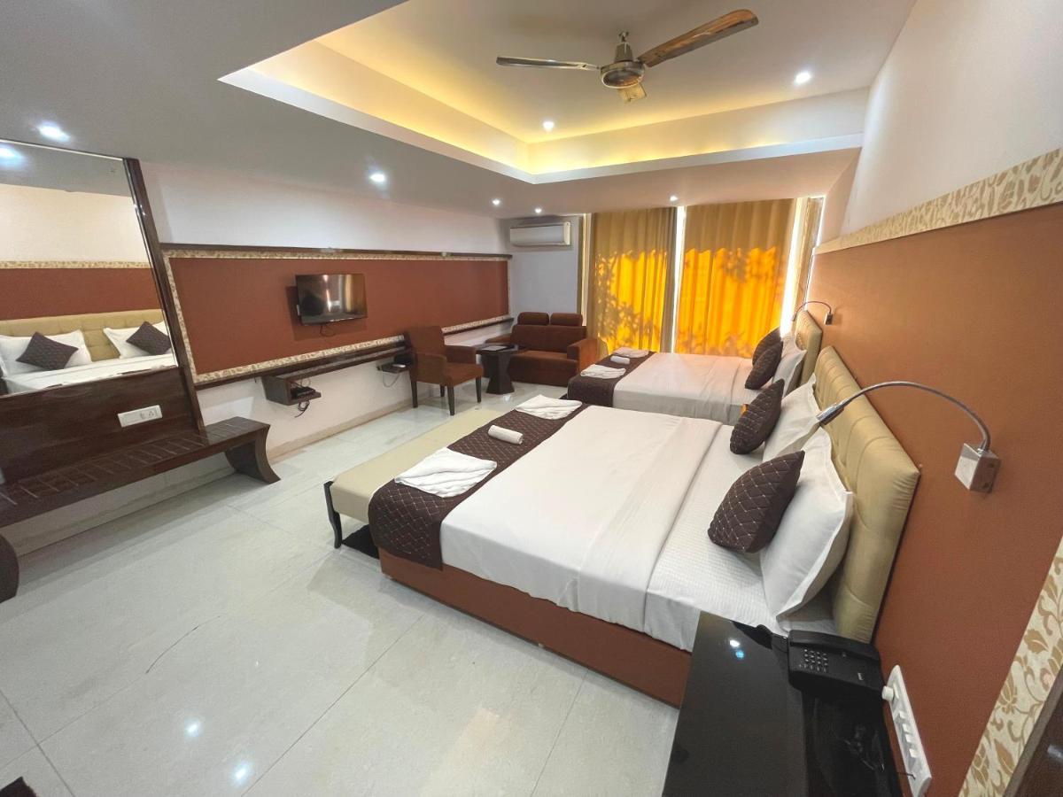 Hotel Goa Continental Арпора Экстерьер фото