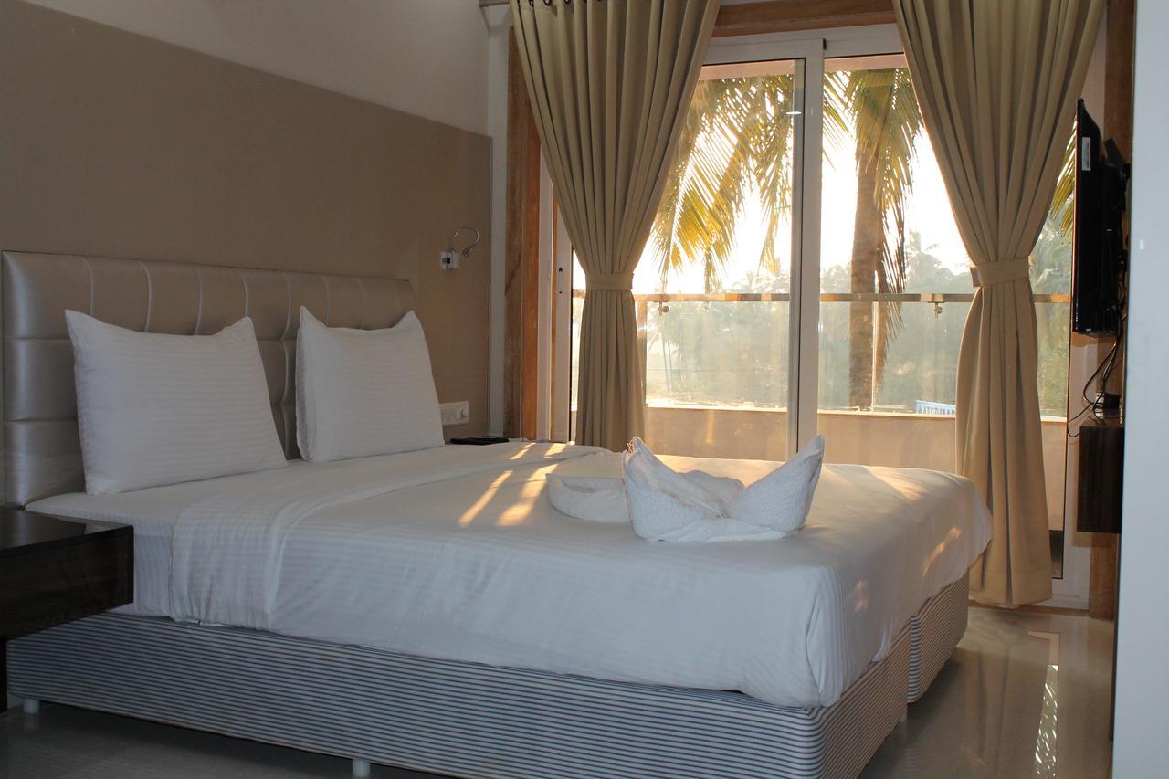 Hotel Goa Continental Арпора Экстерьер фото