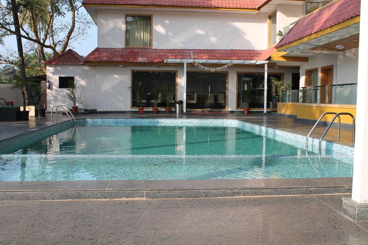 Hotel Goa Continental Арпора Экстерьер фото